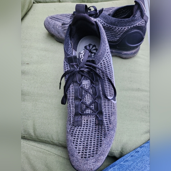 Nike Air Vapormax 2021 Flyknit Oreo (FINAL PRICE DROP) - Picture 5 of 14